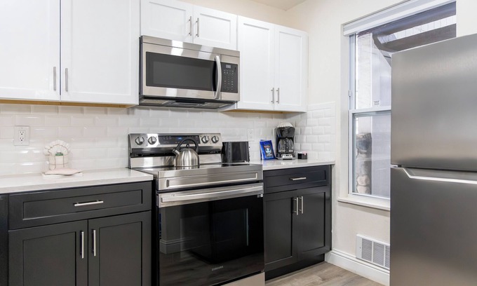 Steamboat Springs Hotel | Family Getaway! Great Unit, Near Steamboat Ski Resort, Hot tub, Ski Equipment Rental, Mountain Climbing