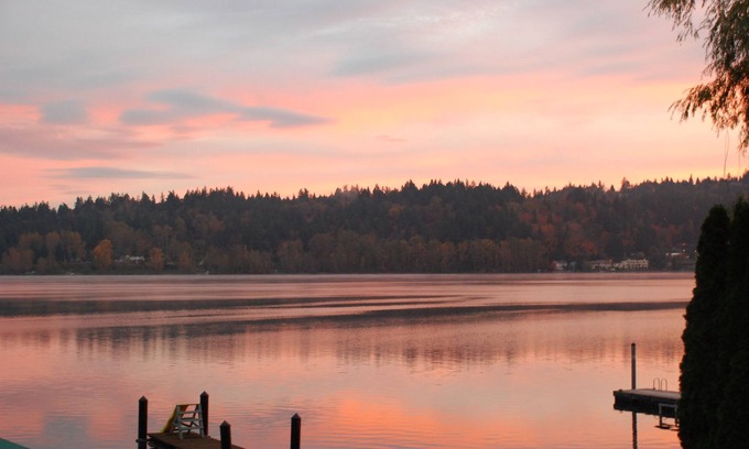 Viewpoint House | Family Reunions, Receptions. Corporate Retreats - Minutes to Microsoft Campus!