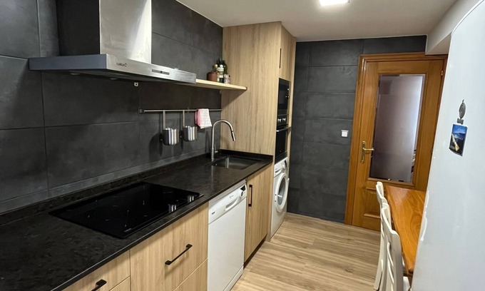 Gijon Apartment | Fantástico Apartamento a 2 Minutos de la Primera Línea de Playa