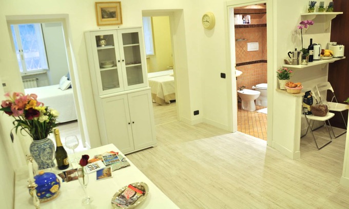Monti Apartment | *Fantastic* 2 Bedroom Apartment In Center Of Rome. Beautifully Remodeled!