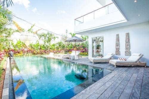 Berawa Villa | Fantastic 4 Bd 5mins Stroll To Finns Beach