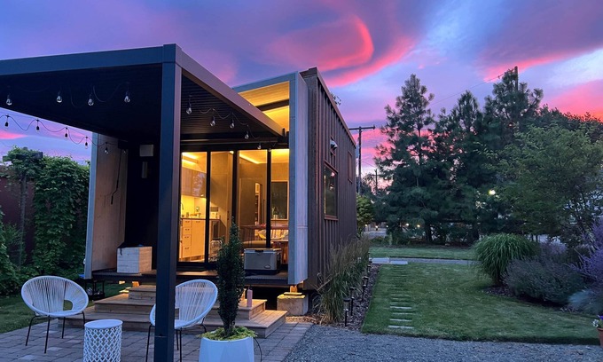 Tieton Cabin | Fantastic Location on Town Square, Luxe Tiny Cabin, 2 Queens, Private Garden