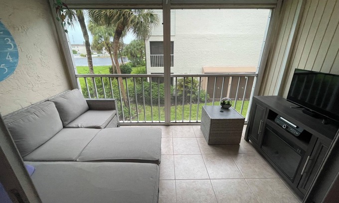 Naples Condo | Fantastic Naples Florida Condo Great Location and Value close to Marco Island