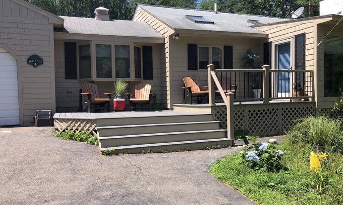 Meredith House | Fantastic Vacation Rental @ Lake Winnipesaukee