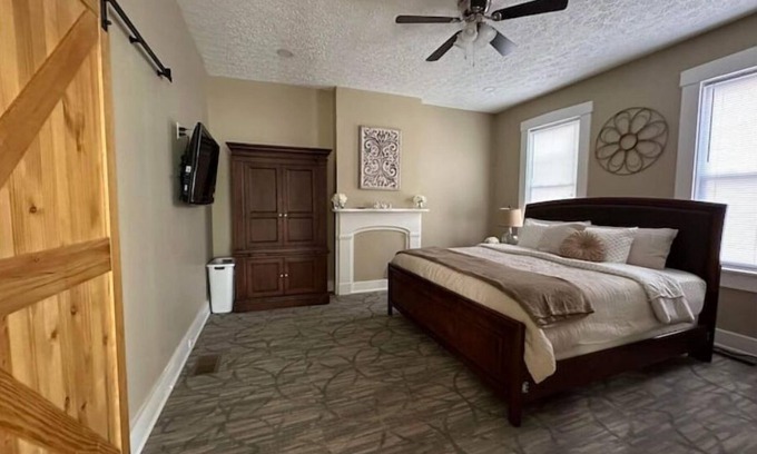 Dayton House | Farmhouse in the City