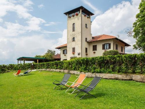 Verbania House | Farmhouse in Verbania with Lake Views