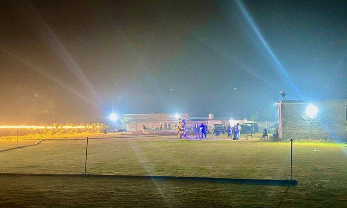 Gurugram Other | Farmhouse with 5 bedrooms and fitness room, WiFi in welcoming Gurugram private