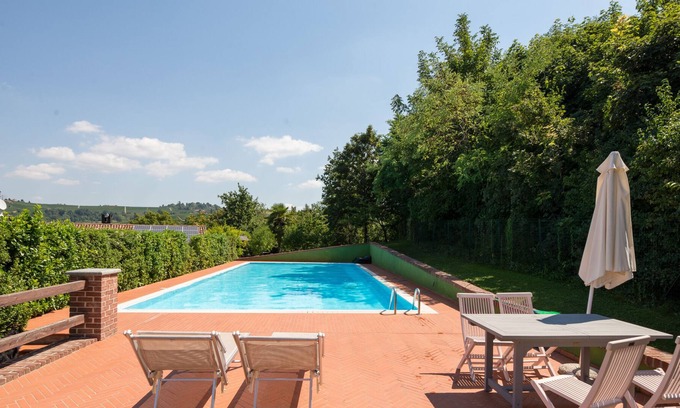 Alba House | Farmhouse with swimming pool surrounded by woods ... a stone's throw from the center