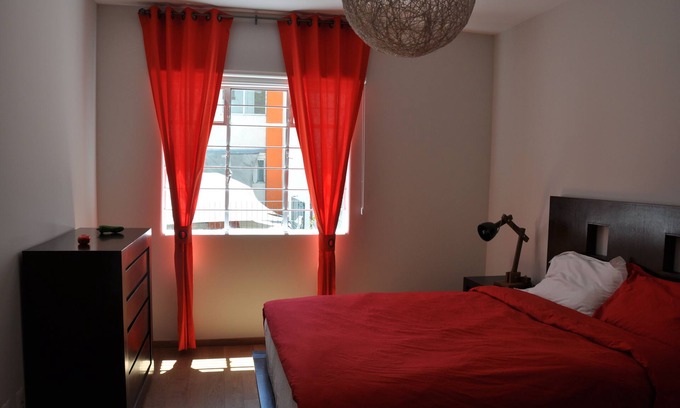 Colonia Cuauhtemoc Apartment | Feel the beat at day, rest at night