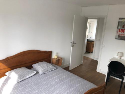 Valognes Apartment | FENUA : gite 5 chambres 10 couchages en ville