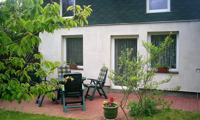Russow House | Ferienhaus mit eigener Terrasse in Russow