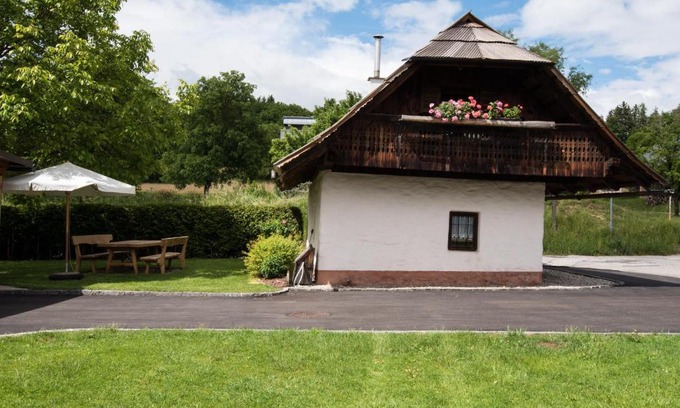 Schiefling am See House | Ferienhaus Toff