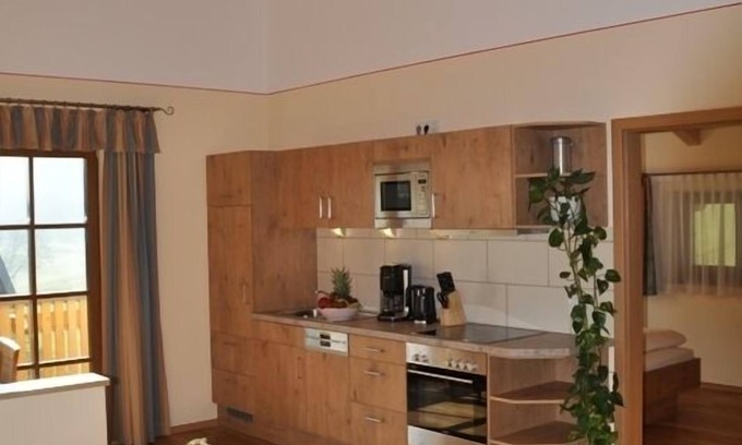 Bernau am Chiemsee Apartment | Ferienwohnung "Edelweiß" für 1-5 Personen (75 qm, OG) *