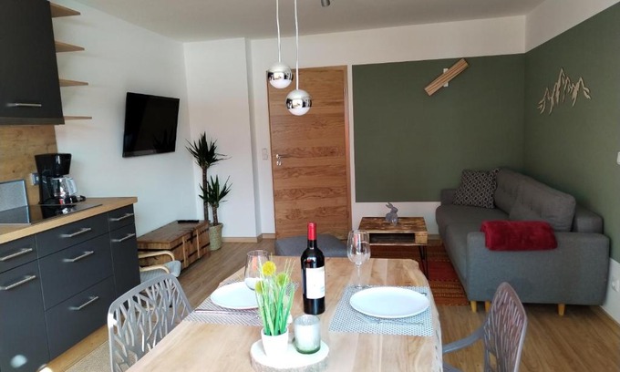 Reifing Apartment | Ferienwohnung am Gänsbach