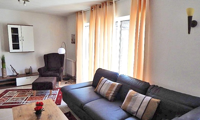 Aschau im Chiemgau Apartment | Ferienwohnung "Chiemsee" 113 qm, 3 Schlafzimmer, EG - DG