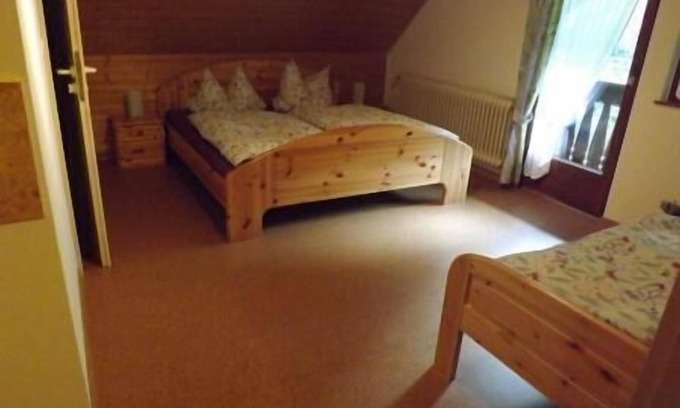 Elzach Apartment | Ferienwohnung "Elzblick"mit 40qm, 1 Schlafzimmer für max. 5 Personen