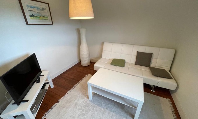 Adelsberg Apartment | Ferienwohnung Hanghuhn
