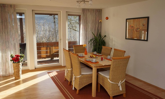 Ehlenbogen Apartment | Ferienwohnung Jungbauernhof