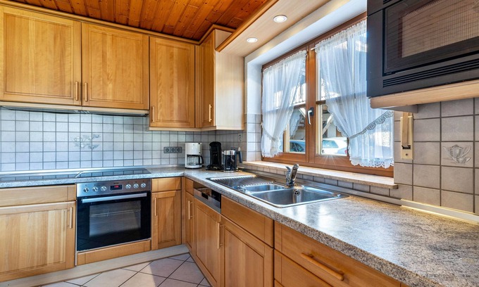 Schuttertal Apartment | Ferienwohnung "Schwalbennest" 80qm, 2 bedrooms, max. 6 persons