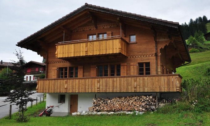 Adelboden Apartment | Ferienwohnungen Hotel Alpina
