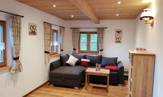 Ruhpolding Apartment | Fewo Grabenhäusl , Balk., Küche, 2 Schlaf- u. 1 Wohn-/schlafz., Max. 5 P