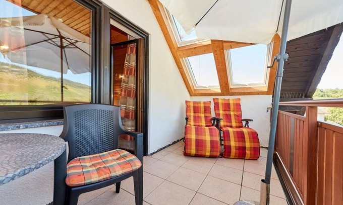 Wolf Bed & Breakfast | Fewo Panorama - Guest and wine house Haus Schatzgarten