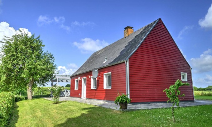 Husby House | fewo1846 - Rotes Haus - idyllisch gelegenes Haus mit 2 Schlafzimmern und großem Grundstück