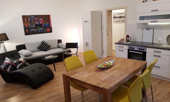 Oberhausen Apartment | FewoFaubelCentro 42 & 54 & 62 m2