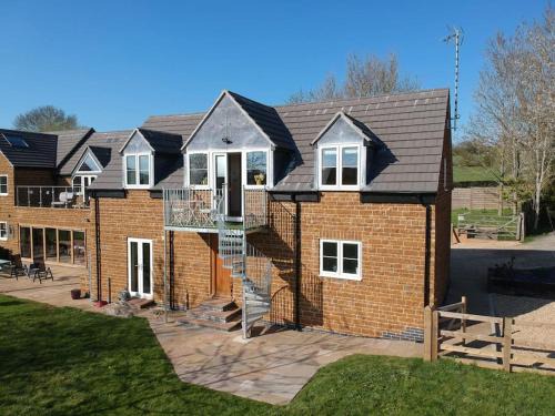 Oakham House | Field View