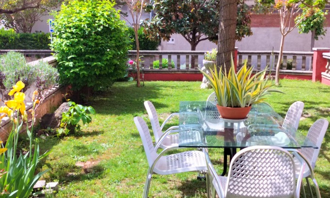 Les Planes d'Hostoles House | Finca Arep en Las Planas D'hòstoles con Gran Jardín