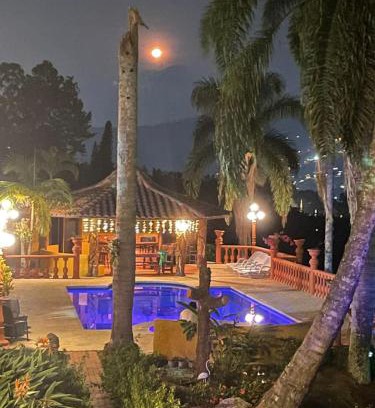 Copacabana Hotel | Finca Hotel Villa Camila