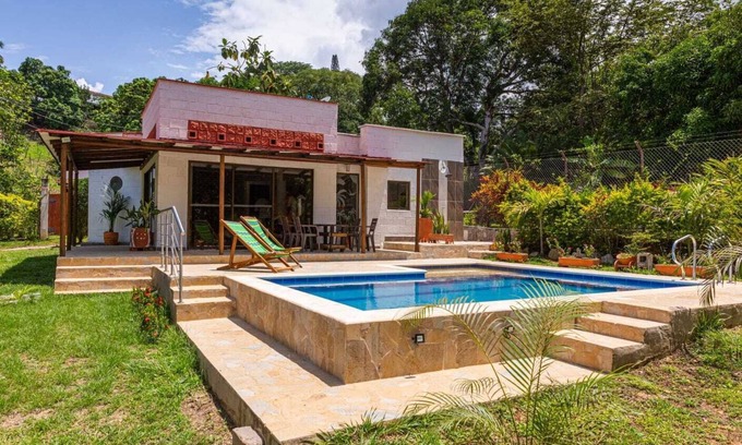 Sopetran Villa | Finca/House Las Gemelas - Pool and Sun for vacation