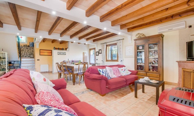 Inca House | Finca in Mallorca with Pool and Garden