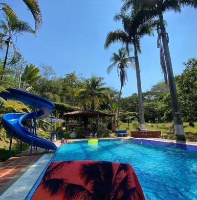 La Pintada House | Finca privada Monte sol para 15 personas