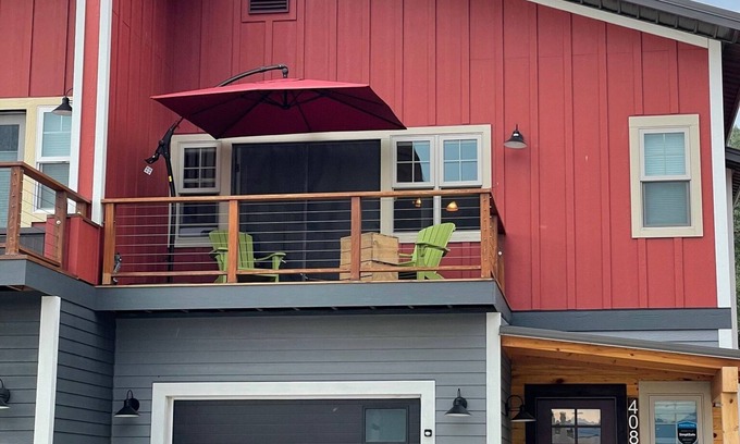 Salida House | Find your quiet in this peaceful 3-bedroom getaway near the Arkansas River