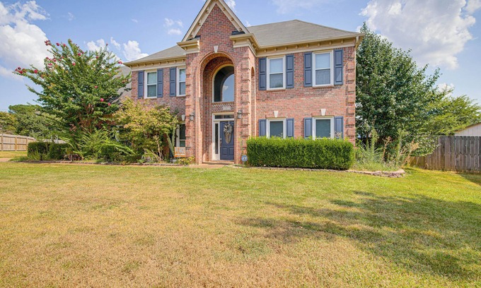 Cordova House | Fire Pit + Playset: Spacious Memphis Home!
