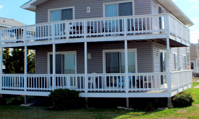 Sea Isle City House | First Floor Duplex in the Center of Sea Isle