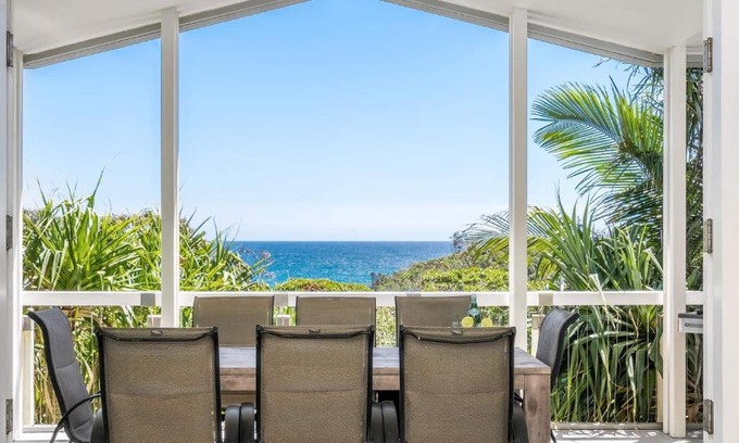 Byron Bay House | First Light