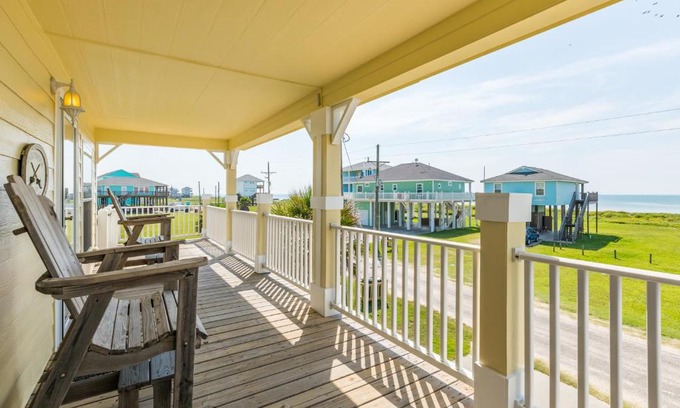 Crystal Beach House | Fisherman's Catch