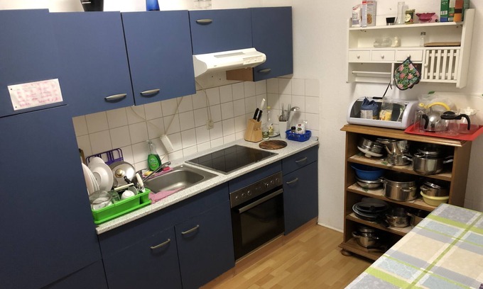 Krampfervorstadt House | Fitter room, apartment, private room up to 15 people