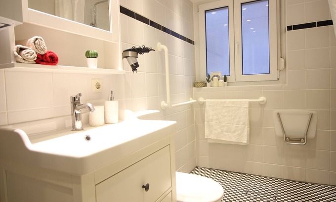 Rosenberg Apartment | Fitters' apartment in Stuttgart with 5 beds