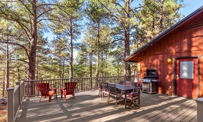 Kachina Village House | Flag fall colors R here | Enjoy Local Discounts