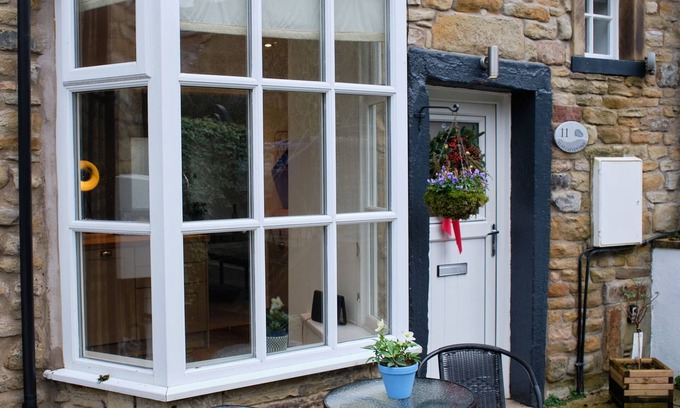 Skipton House | FLAT CAP COTTAGE, family friendly, with a garden in Skipton