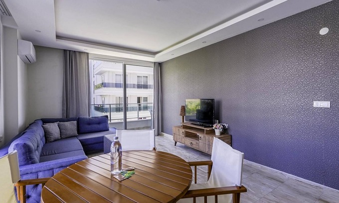 Avsallar Apartment | Flat w Balcony and Shared Pool 6 min to Beach
