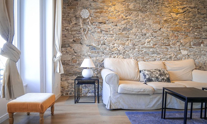 Les Sables d'Olonne Apartment | Flat with harbour view Les Sables d'Olonne 3 people