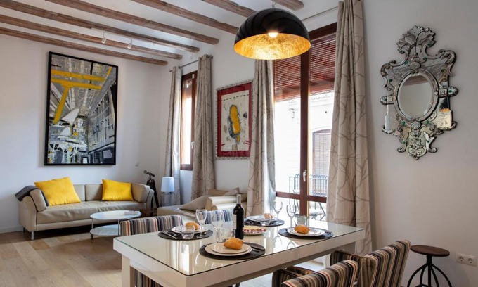 La Seu Apartment | FLORIT FLATS - Serranos Apartment