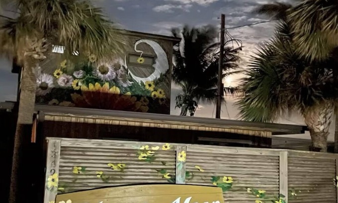 West Point To Snug Harbor Estates Apartment | Flower Moon Oceanfront