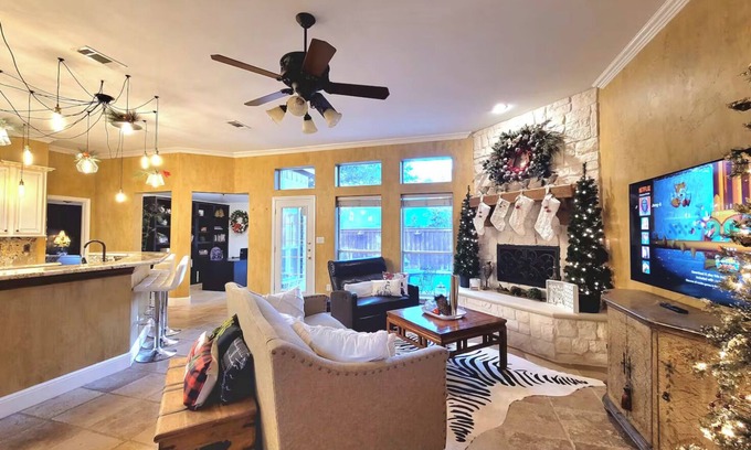 Flower Mound House | Flower Mound: Vacation Entertainment Business