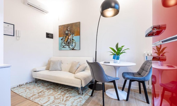 Vigentino Apartment | Fondazione Prada Exclusive Apartment with Balcony - Top Collection