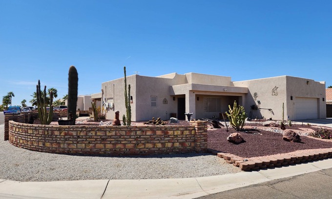 Foothills House | Foothill Sunrises & Desert Sunsets from this beautiful 2B/2Ba house.
